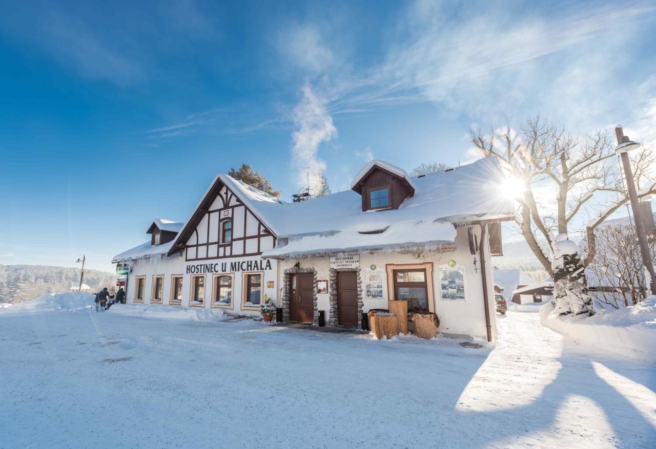 Penzion U Michala Прашилы Экстерьер фото